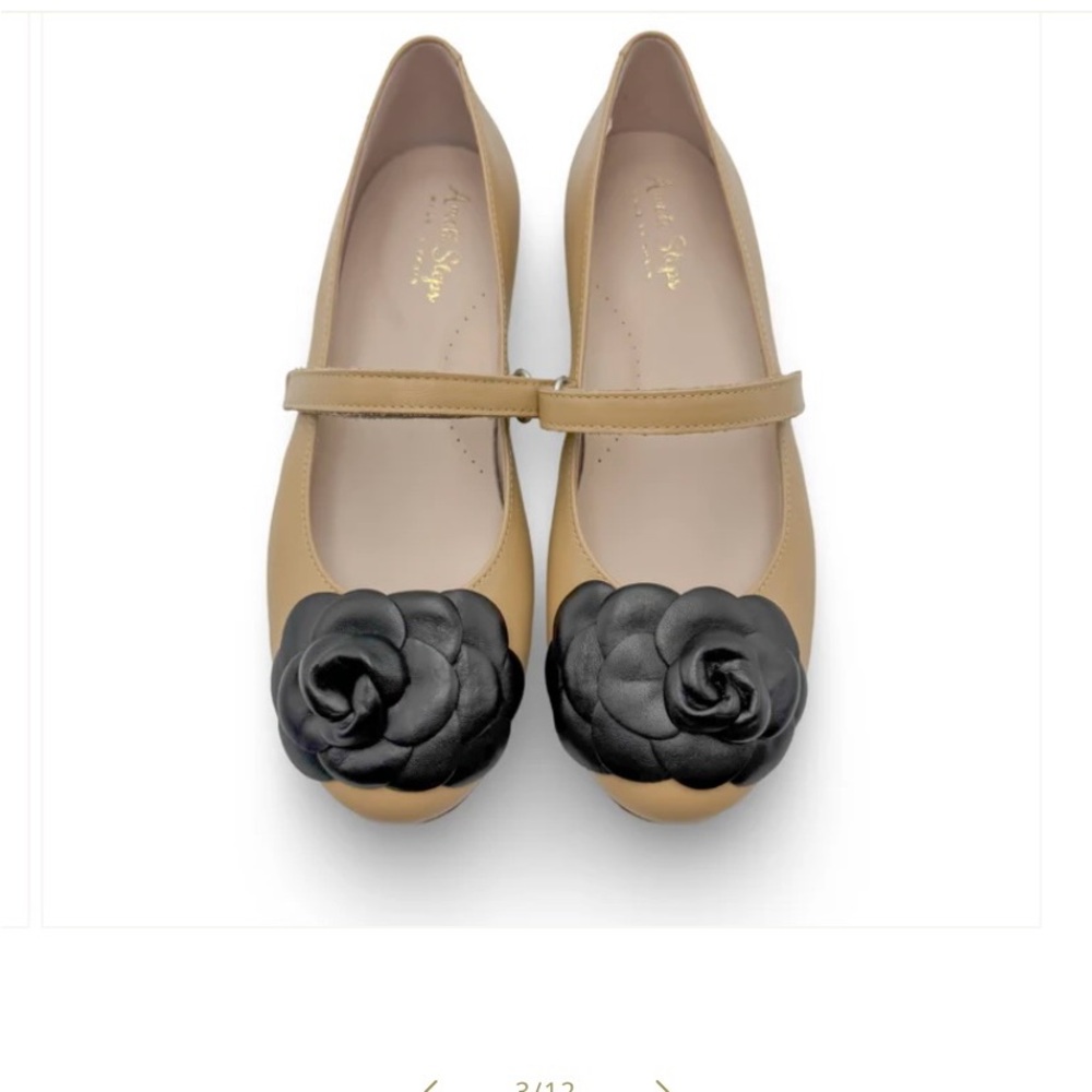 Amati Step brand shies 
Elegant Tan and Black Women's Shoes